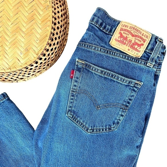 Levi's Men's 511 Skinny Slim Fit Form Fitting Denim Jeans Size 32 x 32 - Picture 2 of 16